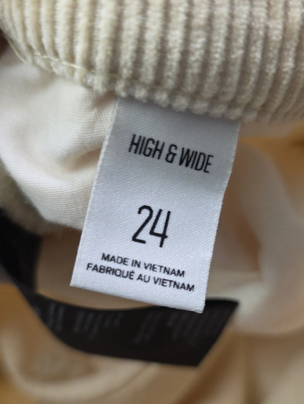 *size 24  BDG Urban Outfitters High & Wide Corduroy Pants Ivory Cream Wide Leg‎